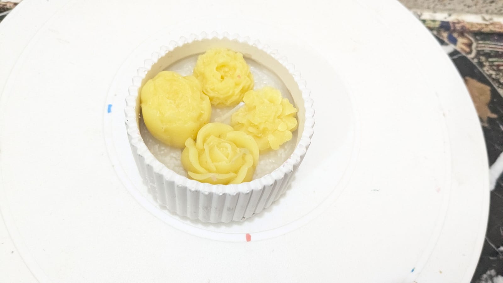 Mini Floral Wax Melt Cups image 4